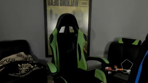 Jamesinked  online show from 02.02.25