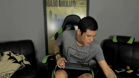 Jamesinked  online show from 02.24.25