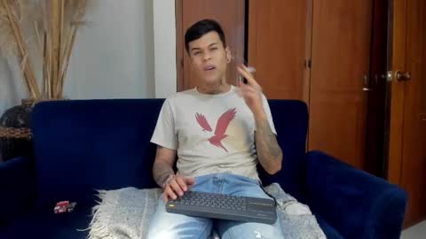 Jamesinked  online show from 11.23.25