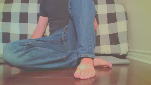 Snapshot of jamesknight57 chatting on 09.29.25 James online show from 09.29.25