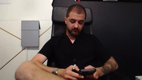 Snapshot of jamesmyersx chatting on 09.09.25 JamesMyers online show from 09.09.25