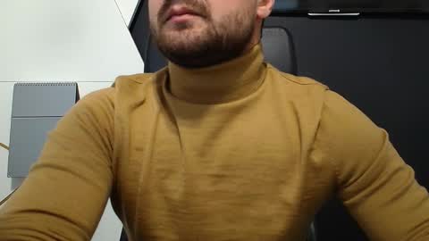 Snapshot of jamesmyersx chatting on 11.12.25 JamesMyers online show from 11.12.25