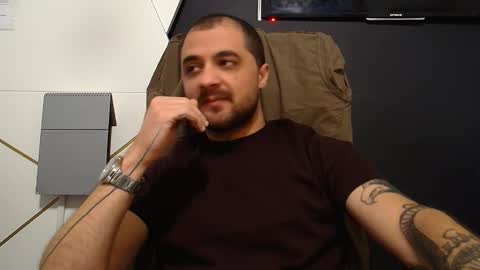 Snapshot of jamesmyersx chatting on 11.13.25 JamesMyers online show from 11.13.25