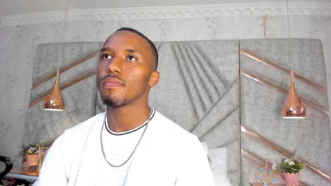 Snapshot of jamesparck chatting on 01.16.25 James online show from 01.16.25