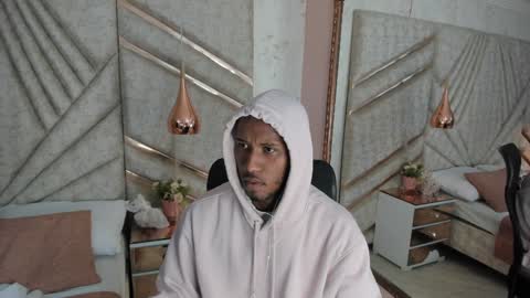 Snapshot of jamesparck chatting on 02.05.25 James online show from 02.05.25