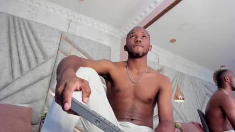 Snapshot of jamesparck chatting on 02.26.25 James online show from 02.26.25