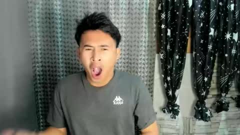 Snapshot of jamesthebigcockxxx chatting on 05.17.26 jamesthebigcockxxx online show from 05.17.26
