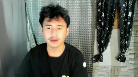 Snapshot of jamesthebigcockxxx chatting on 05.28.26 jamesthebigcockxxx online show from 05.28.26