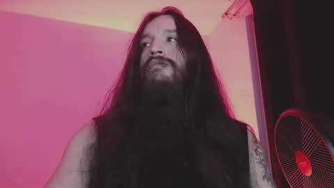 Snapshot of jamesvladi chatting on 01.13.25 vlad online show from 01.13.25