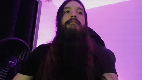 Snapshot of jamesvladi chatting on 01.21.25 vlad online show from 01.21.25