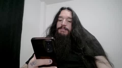 Snapshot of jamesvladi chatting on 02.14.25 vlad online show from 02.14.25