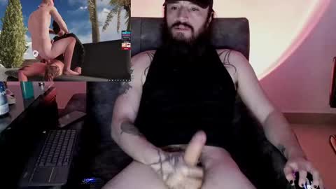 Snapshot of jamesvladi chatting on 03.08.25 vlad online show from 03.08.25