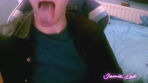 Snapshot of jamie_lad chatting on 12.07.24 Jamie online show from 12.07.24