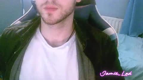 Snapshot of jamie_lad chatting on 12.26.24 Jamie online show from 12.26.24