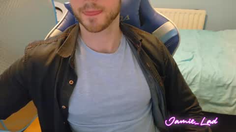 Snapshot of jamie_lad chatting on 01.06.25 Jamie online show from 01.06.25