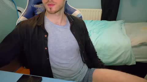 Snapshot of jamie_lad chatting on 01.14.25 Jamie online show from 01.14.25