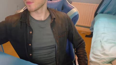 Snapshot of jamie_lad chatting on 02.15.25 Jamie online show from 02.15.25