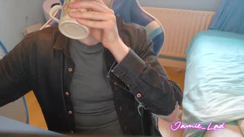 Snapshot of jamie_lad chatting on 02.15.25 Jamie online show from 02.15.25
