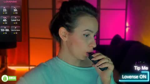 Snapshot of jane_bloempje chatting on 12.30.24 Jane and sheron online show from 12.30.24