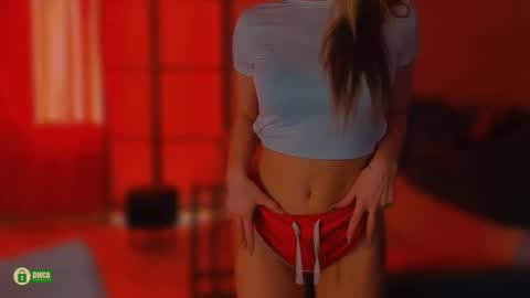 Snapshot of jane_bloempje chatting on 09.18.25 Jane and sheron online show from 09.18.25