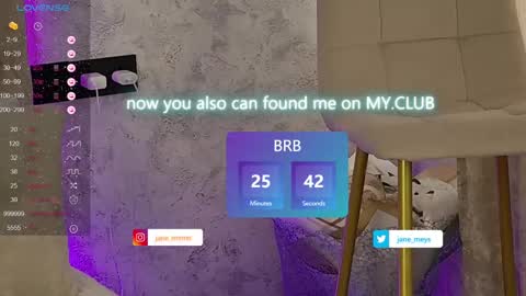 Snapshot of jane_meys chatting on 01.07.25 your kitty JANE roawww online show from 01.07.25