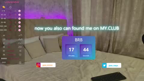 Snapshot of jane_meys chatting on 03.10.25 your kitty JANE roawww online show from 03.10.25