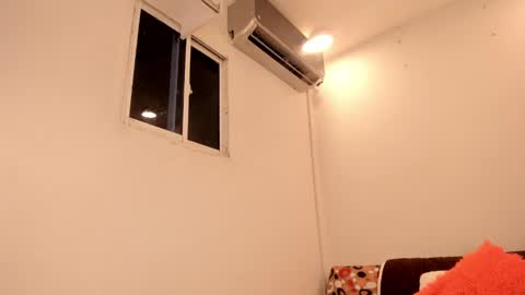 Snapshot of jane_monttgomery chatting on 01.02.25 Jane  M online show from 01.02.25