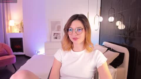 Snapshot of jane_pearl chatting on 03.09.25 Jane online show from 03.09.25