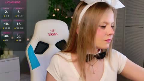 jane_westt online show from 04.11.26