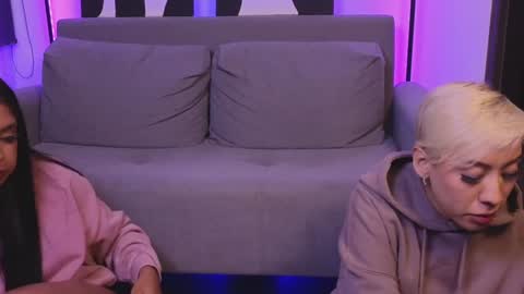 Snapshot of janehart_ chatting on 01.11.25 Jane online show from 01.11.25