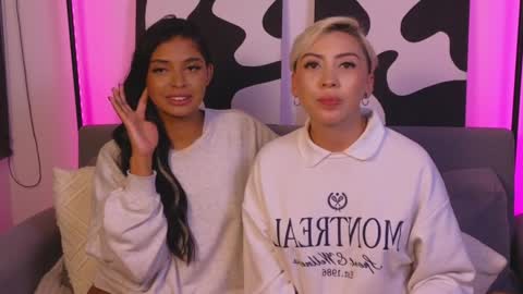 Snapshot of janehart_ chatting on 01.23.25 Jane online show from 01.23.25