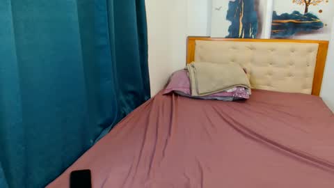 Snapshot of janelock96_xx chatting on 11.30.25 janelock96_xx online show from 11.30.25