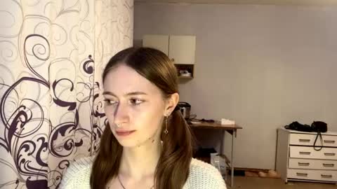 Snapshot of janenegearhart chatting on 06.04.26 Kate online show from 06.04.26