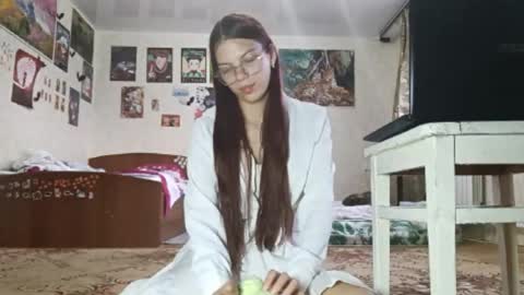 Snapshot of janenezinn chatting on 05.20.26 Sofia online show from 05.20.26