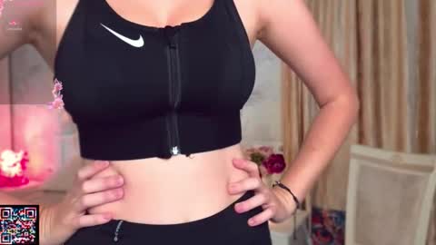 Snapshot of janepuff chatting on 09.13.25 janepuff online show from 09.13.25