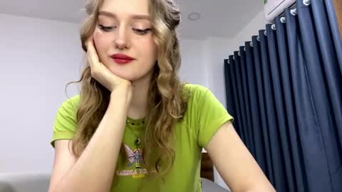 Janie online show from 04.21.26