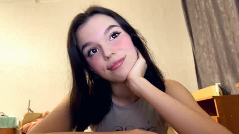 Aleksia online show from 11.25.25