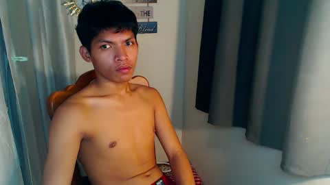 janlloyd04 online show from 04.06.26