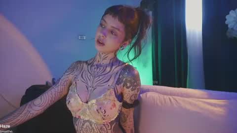 Snapshot of janne_maybe chatting on 07.17.26 jmaybe e online show from 07.17.26