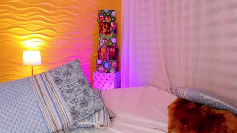 Jasmin Evans online show from 12.21.24