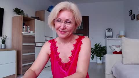 Snapshot of jasmin18v chatting on 02.19.26 Jasmin room for people 40 online show from 02.19.26