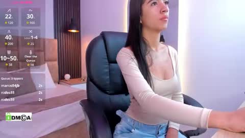 Snapshot of jasmin_adams chatting on 06.27.26 Jasmin online show from 06.27.26