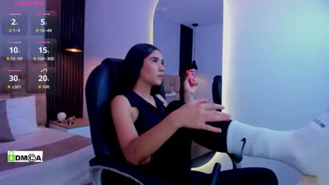 Snapshot of jasmin_adams chatting on 06.30.26 Jasmin online show from 06.30.26