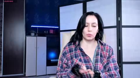 Snapshot of jasmin_milf chatting on 04.04.26 jasmin_milf online show from 04.04.26