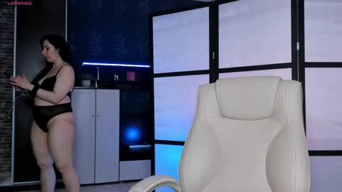 Snapshot of jasmin_milf chatting on 04.08.26 jasmin_milf online show from 04.08.26