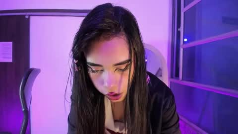 jasmin_skinny online show from 10.19.25