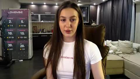 Snapshot of jasmine_doll_ chatting on 05.19.26 Jasmine online show from 05.19.26