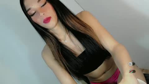 Snapshot of jasmine_on_live chatting on 07.05.26 CUTE JANNA online show from 07.05.26