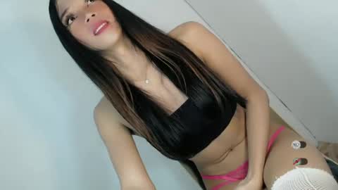 Snapshot of jasmine_on_live chatting on 07.05.26 CUTE JANNA online show from 07.05.26