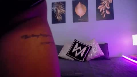 Instagram jasminecampbell1  online show from 12.13.24